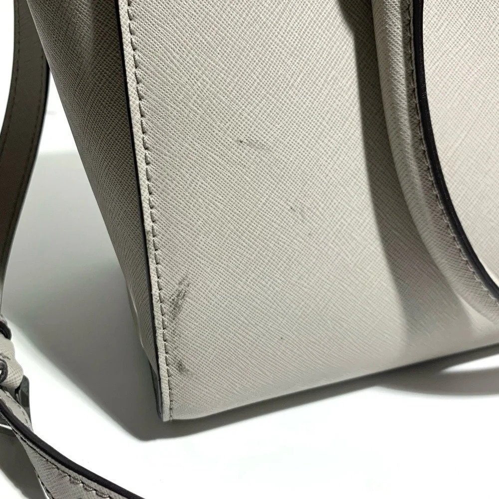 MICHAEL KORS Gray Selma Stud Saffiano Leather Bag - Picture 10 of 11